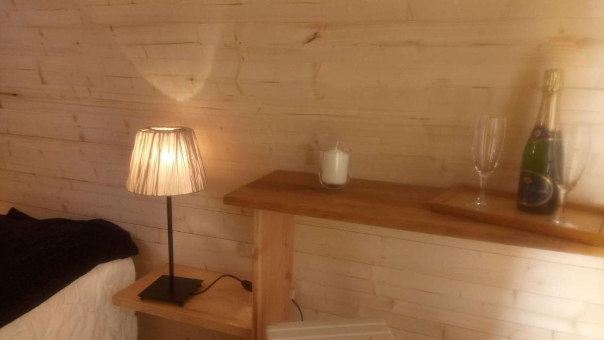 En Bois Pod 2 Luxury tent Champfromier