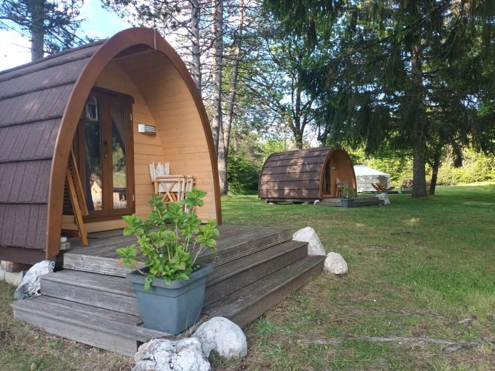 En Bois Pod 2 Luxury tent Champfromier